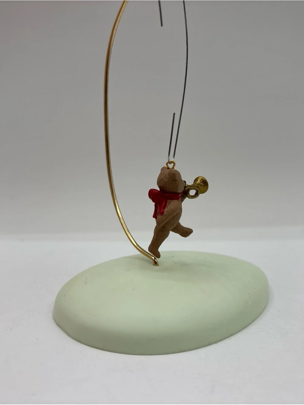 Hallmark Keepsake Miniature Ornament 1995 March Of The Teddy Bears 3rd In Series